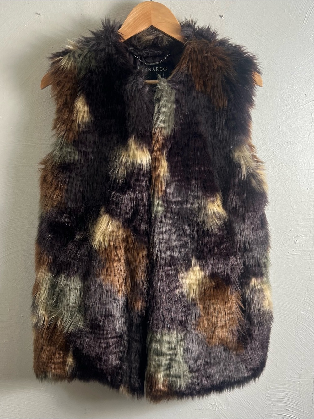 Bernardo Faux Fur Sleeveless Vest Size Medium Women